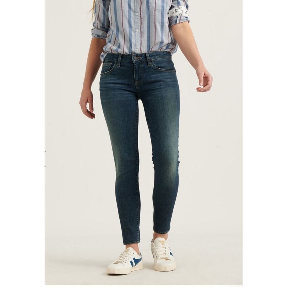 Lucky Brand Low Rise Lolita Skinny Jeans Size 0/25 Generosity Stretch Comfort